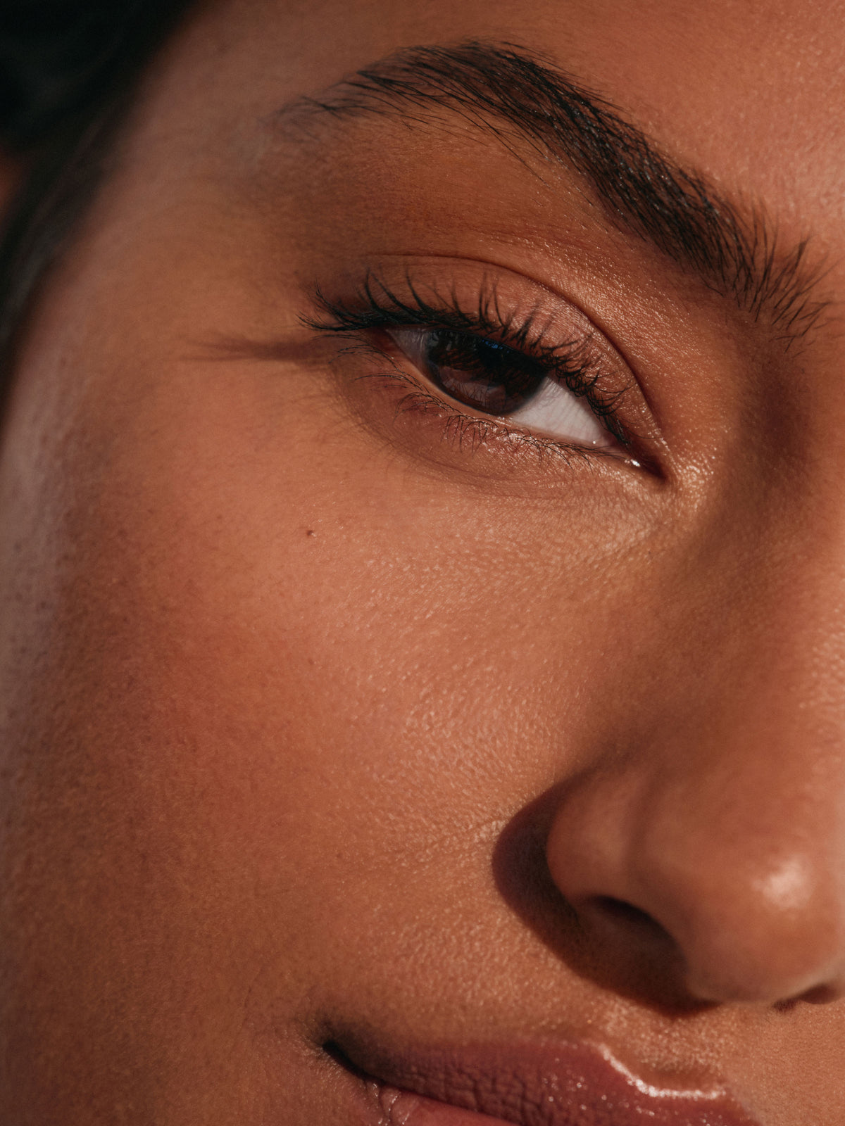 Mascara on Eyelashes.
