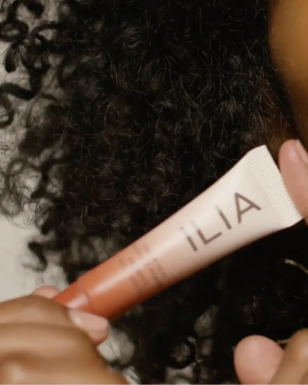 Model holding the ILIA Color Haze.